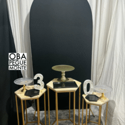 Pegue e monte Painel Romano Preto + Mesa de Ferro