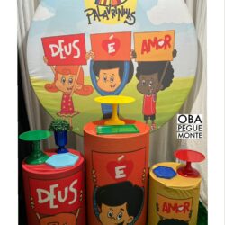 Decoração Pegue e Monte Três Palavrinhas